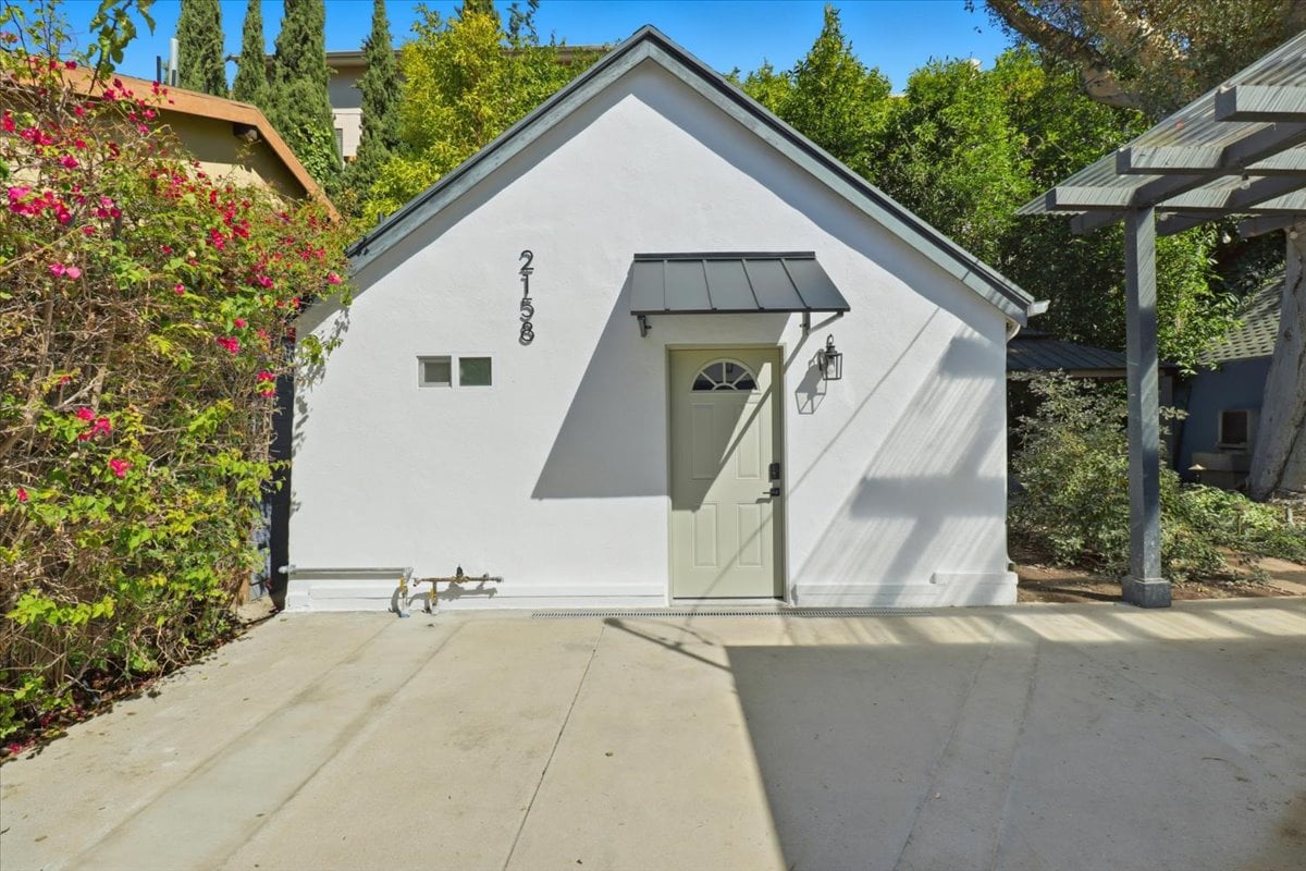 04-IMG_7907_with_clouds